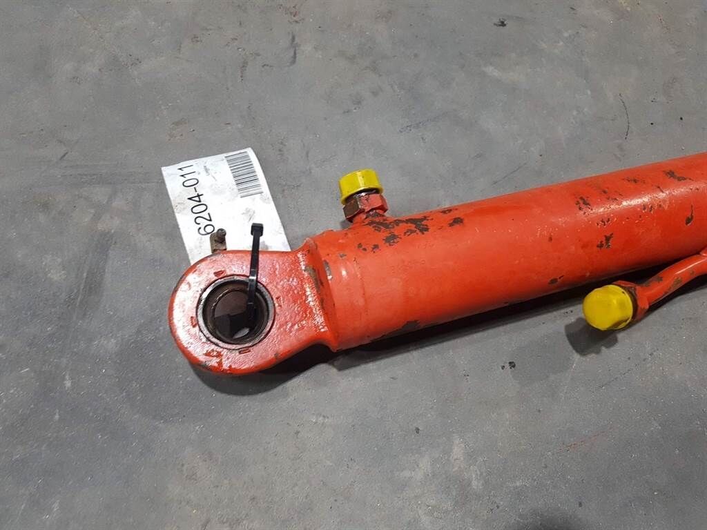 MLA627-213056-Steering cylinder/Lenkzylinder 2