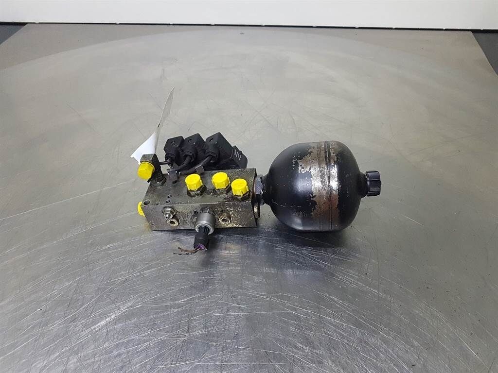 AZ14-4109705A-HBGVL-01-M-1612-V-Servo valve/Vent 2