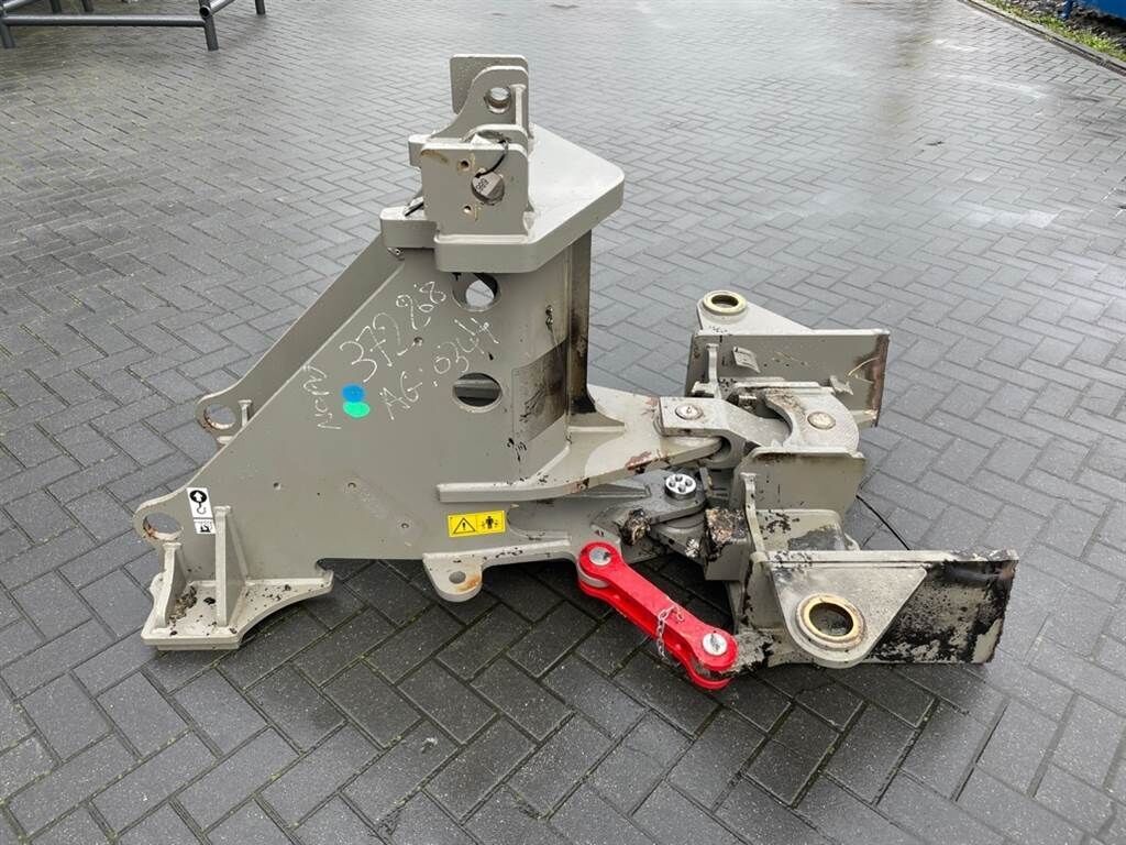 L506C-93026704- /Frame 1