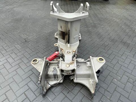 L506C-93026704- /Frame 2