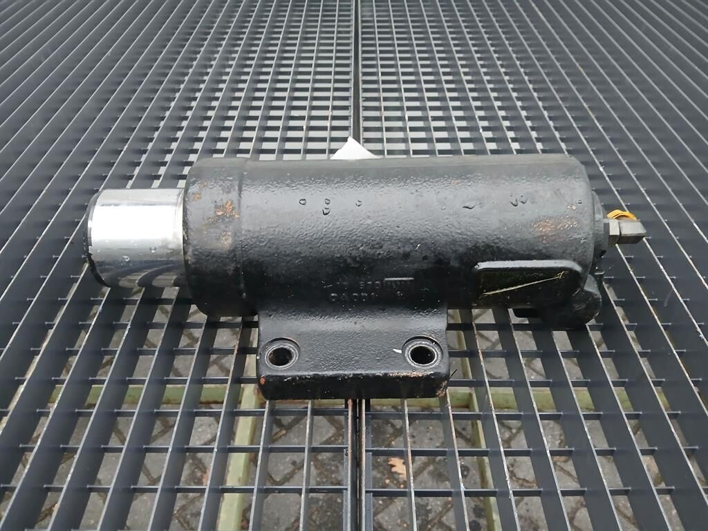 M316 - 517-0021 - Support cylinder/Stuetzzylinde 3