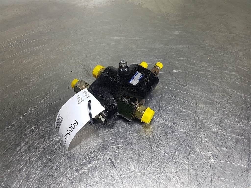 Char-Lynn 6061332002 - Kramer 320 - Priority val 1