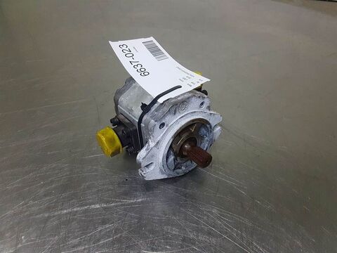 Sonstige L30G-15232517-Gearpump/Zahnradpumpe/Tandwielpomp
