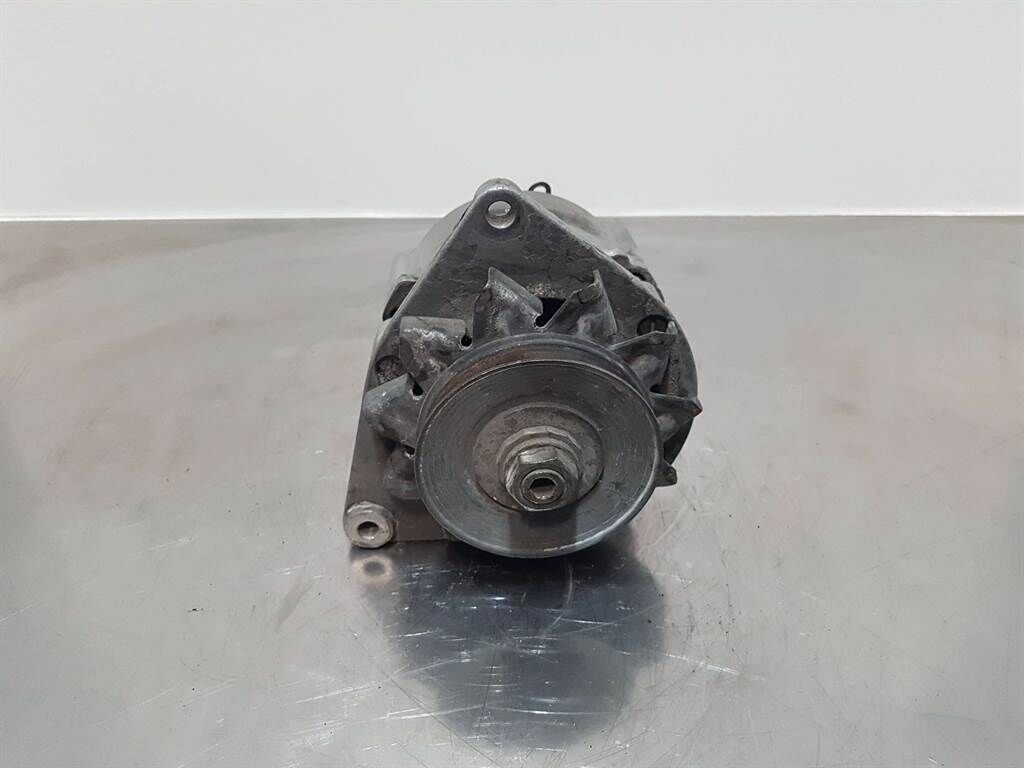 14V 33A-0120339531-Alternator/Lichtmaschine 2