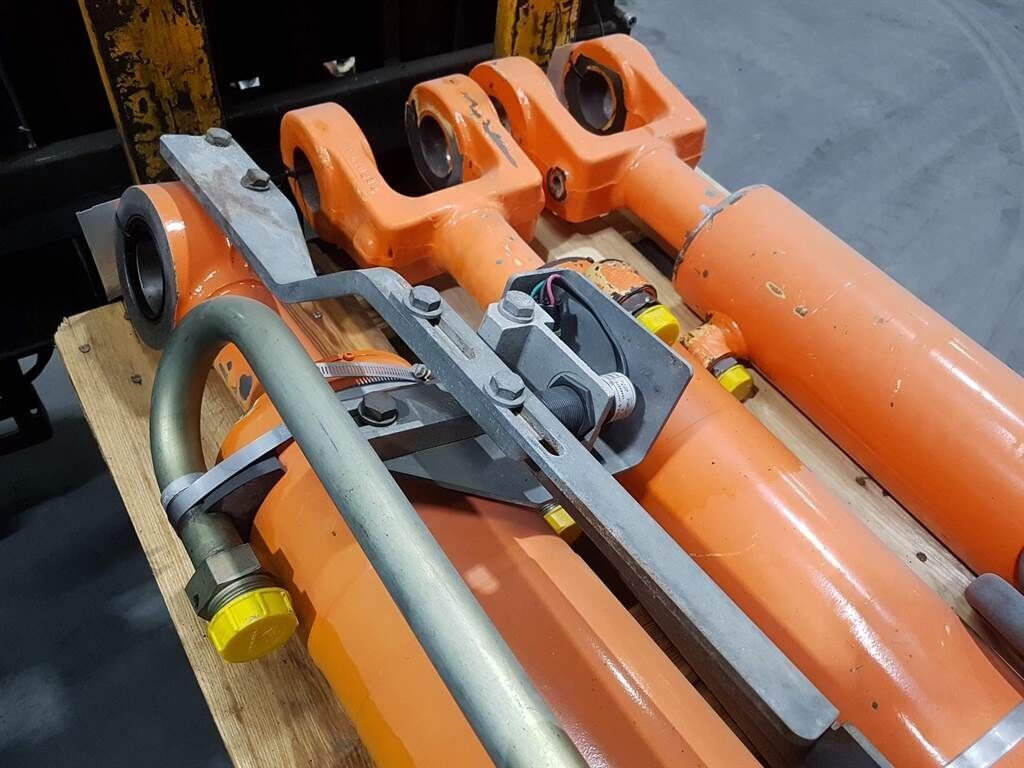 W 170 - Lifting cylinder/Hubzylinder/Hefcilinder 3