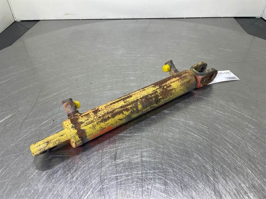 - Steering cylinder/Lenkzylinder/Stuurcilinder 3