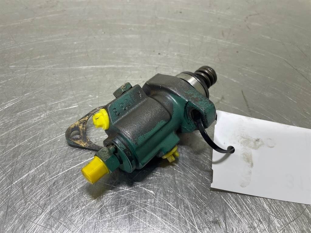 L30B-Deutz TD2011L04I-04286967-Fuel injection pu 3