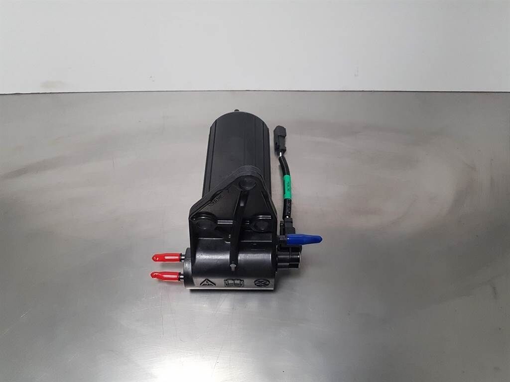 TL120-5568668636-Fuel lift pump/Förderpumpe 2