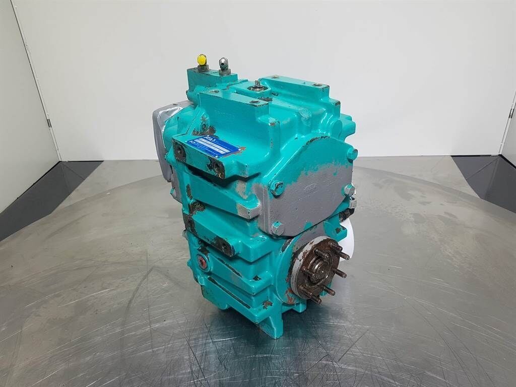 355/59 - Komatsu PW75 - Transmission/Getriebe 2