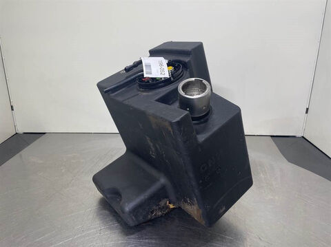 W110C-CNH 84491464-Fuel tank/Kraftstofftank 2