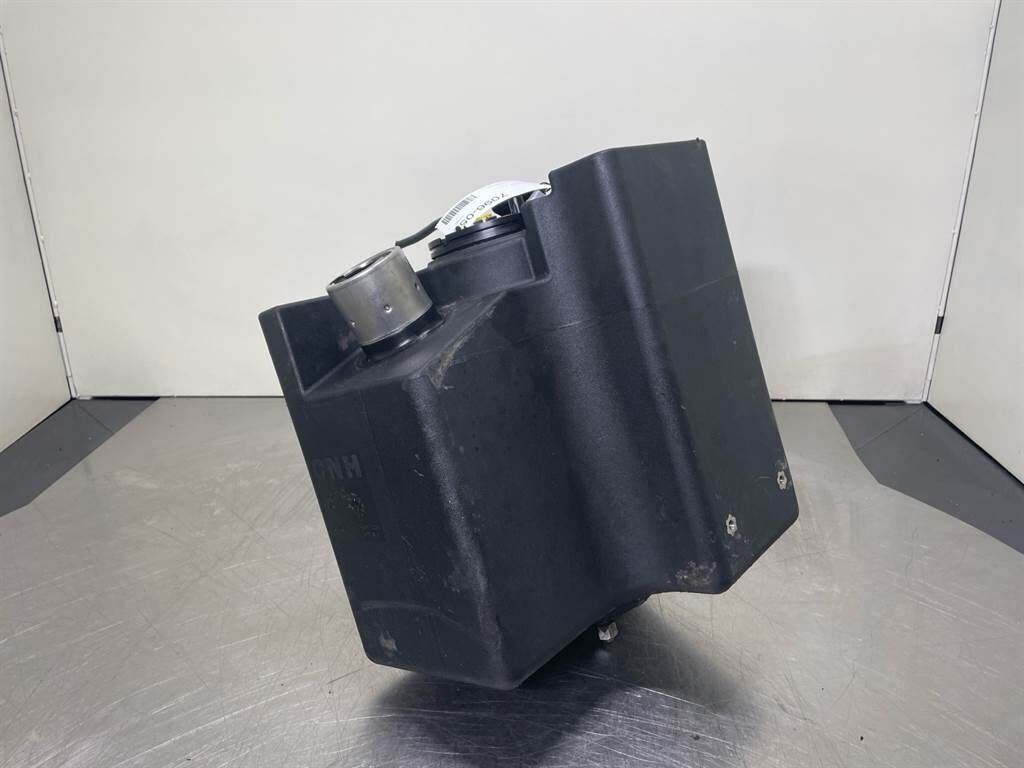 W110C-CNH 84491464-Fuel tank/Kraftstofftank 3