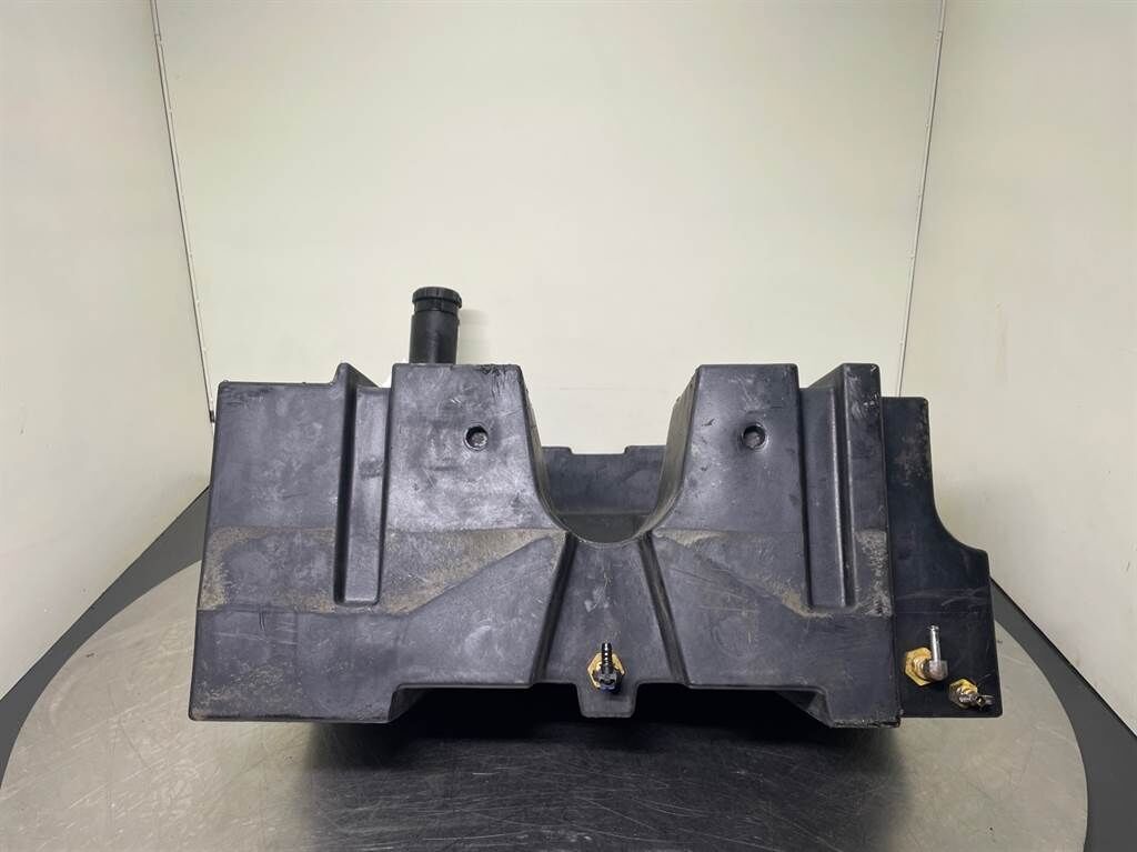 W110C-87400409-Fuel tank/Kraftstofftank 3