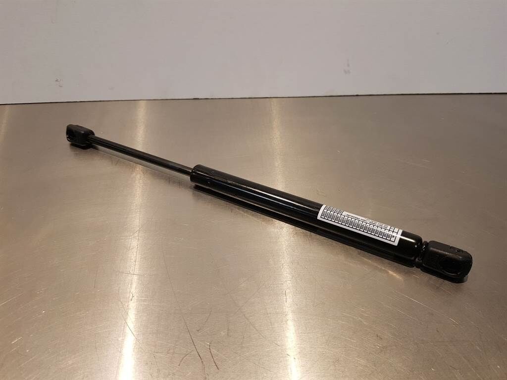 AR60 - Gas spring engine cover/Gasfeder motorhau 2