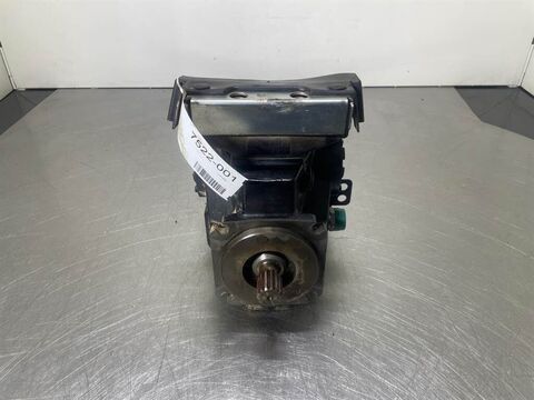 8411-2e7364ab85cad1594f4613d472113b68-5724815