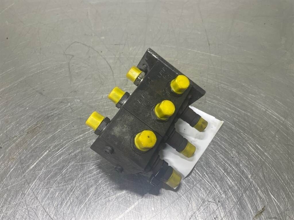 LH80-5006952-Valve/Ventile/Ventiel 2