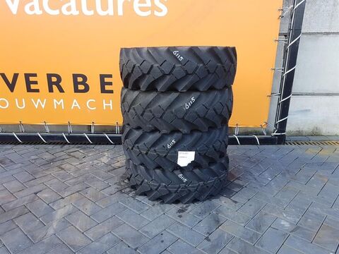 Sonstige 10.0/75-15.3 - Tire/Reifen/Band
