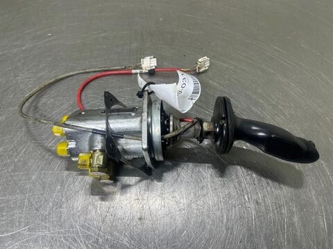 Sonstige A914-9883910-Handle left/Servo valve/Servoventil
