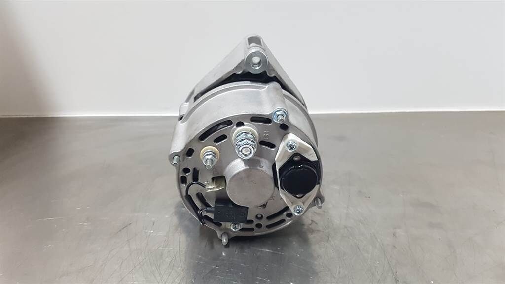 AZ14-28V 35A-Alternator/Lichtmaschine/Dynamo 3