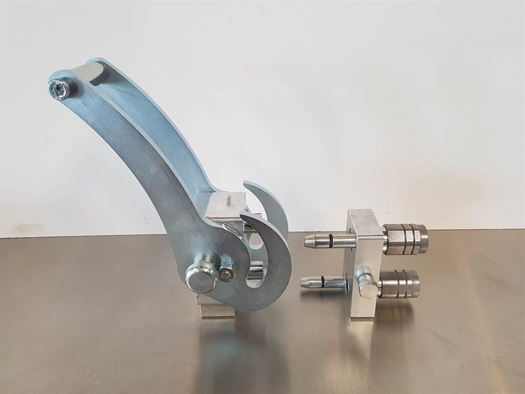 Multi-way MEDD22H08 - Quick coupler/Schnellkuppl 1