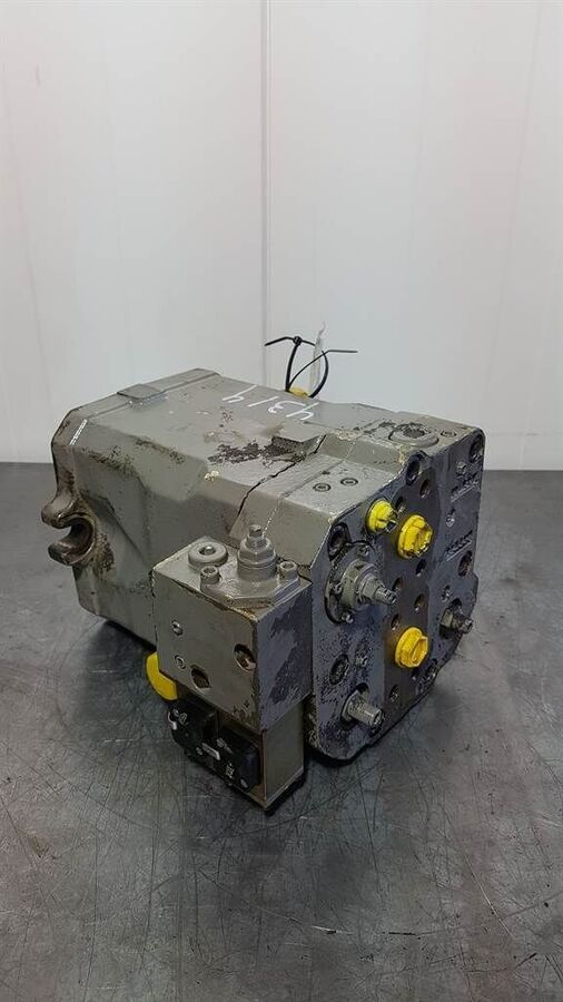 HMV105-02 - Atlas AR65 - Drive motor/Fahrmotor 2