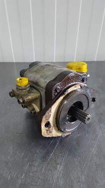 Sonstige 3339111021 - Ahlmann AZ 14 - Gearpump