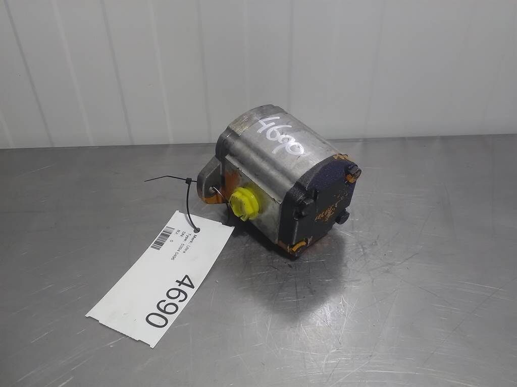 53940496 - Gearpump/Zahnradpumpe 2
