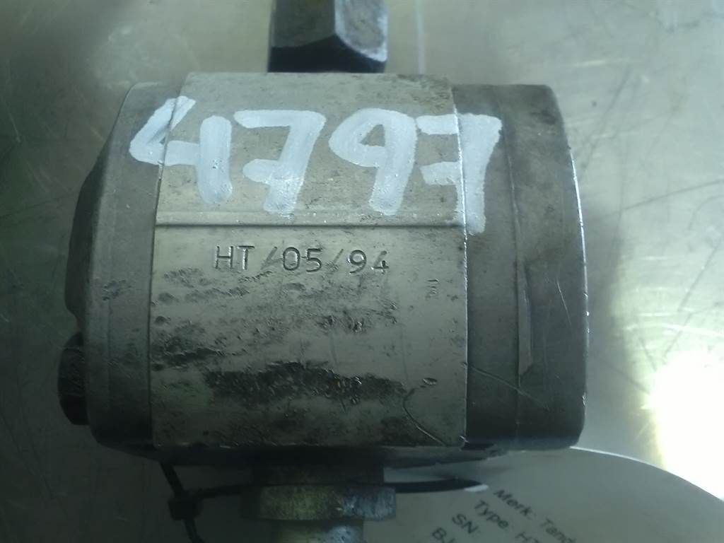 Marzocchi HT/05/94 - Mecalac 11 CX - Gearpump 3