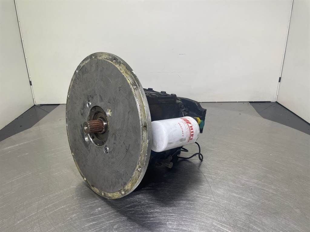 - Drive pump/Fahrpumpe/Rijpomp 3