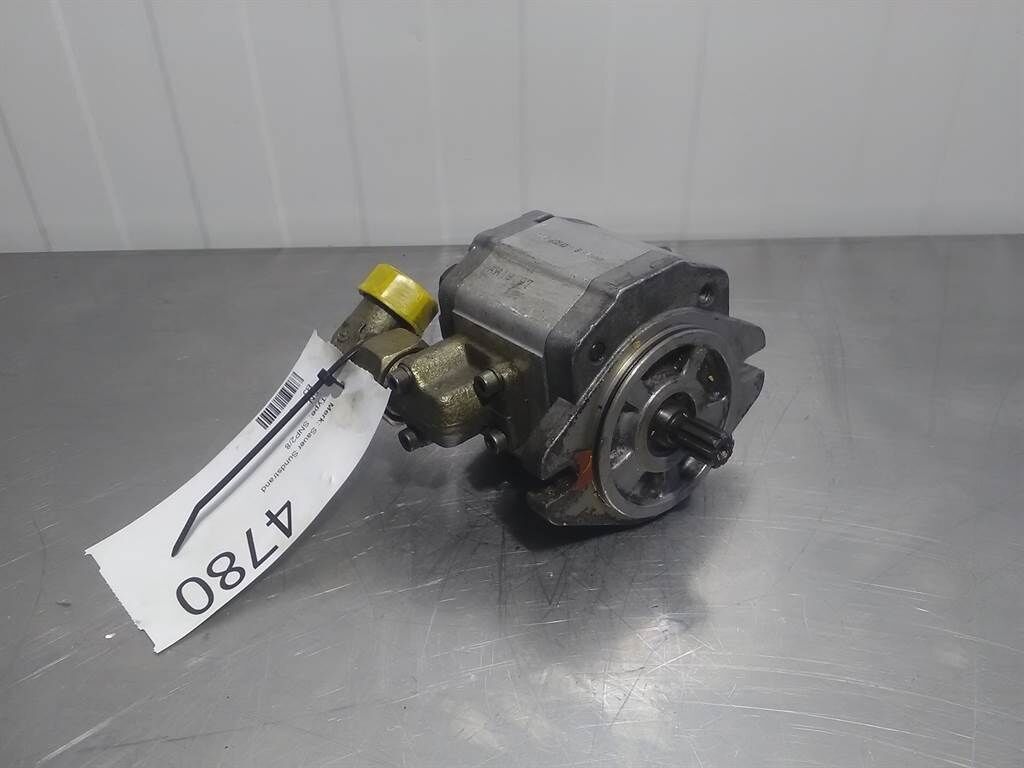 Sauer Sundstrand SNP2/8SSC06REPG/7G - Gearpump 1