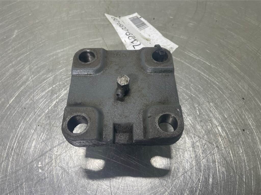 A924C-10489729-Steering pivot pin/Fuseepen 2
