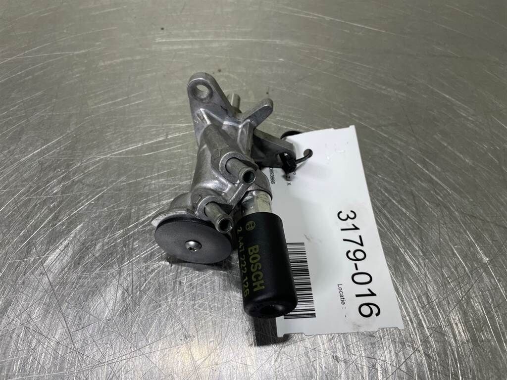 L30B-Z/X-Deutz TD2011L04I-04103662DX-Fuel pump 2