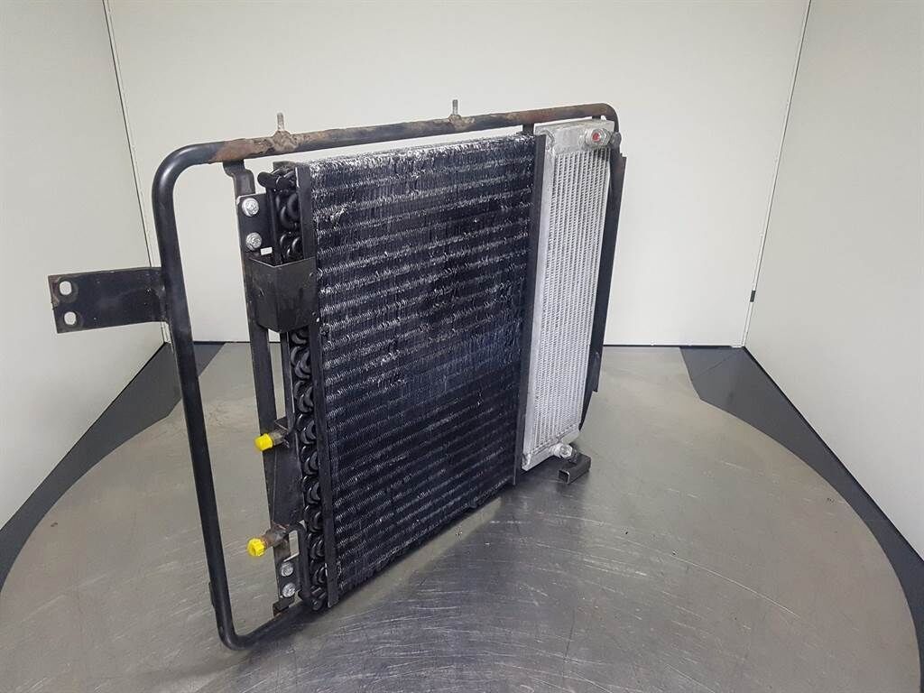A934C-10005670-UKD215/4-Airco condenser/Koeler 2