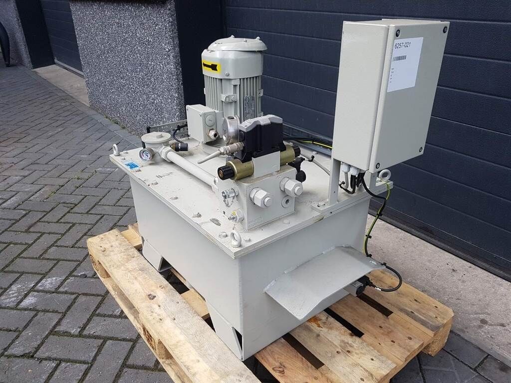2,2kW-Hydraulic unit/Hydraulik aggregate 3