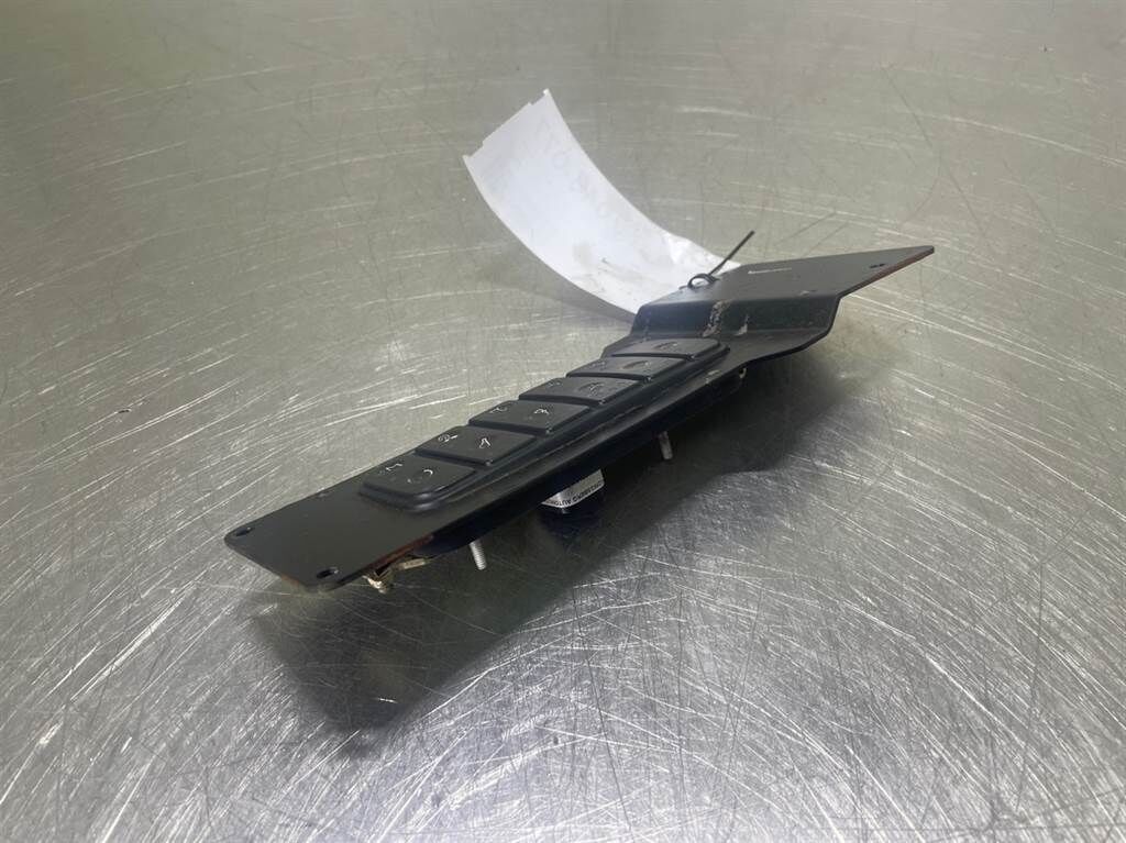 12MTX-6160071-Control cluster/Auftragstastatur 3