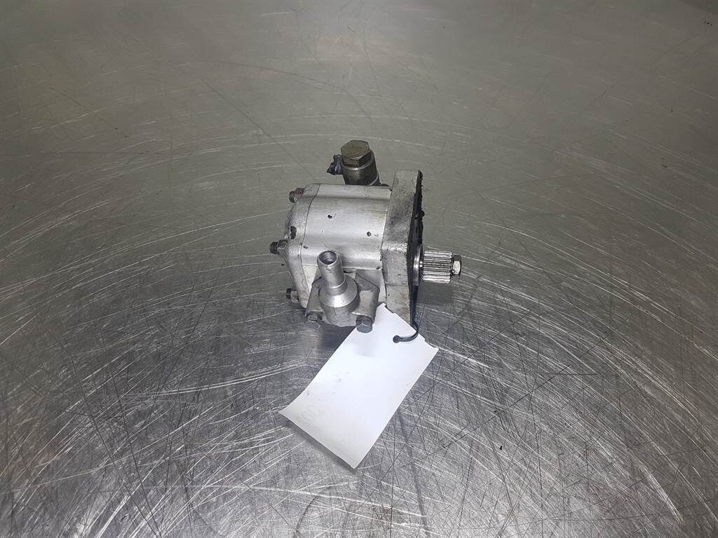 T4.236-XugpaBnuka A42X-Gearpump/Zahnradpumpe 1