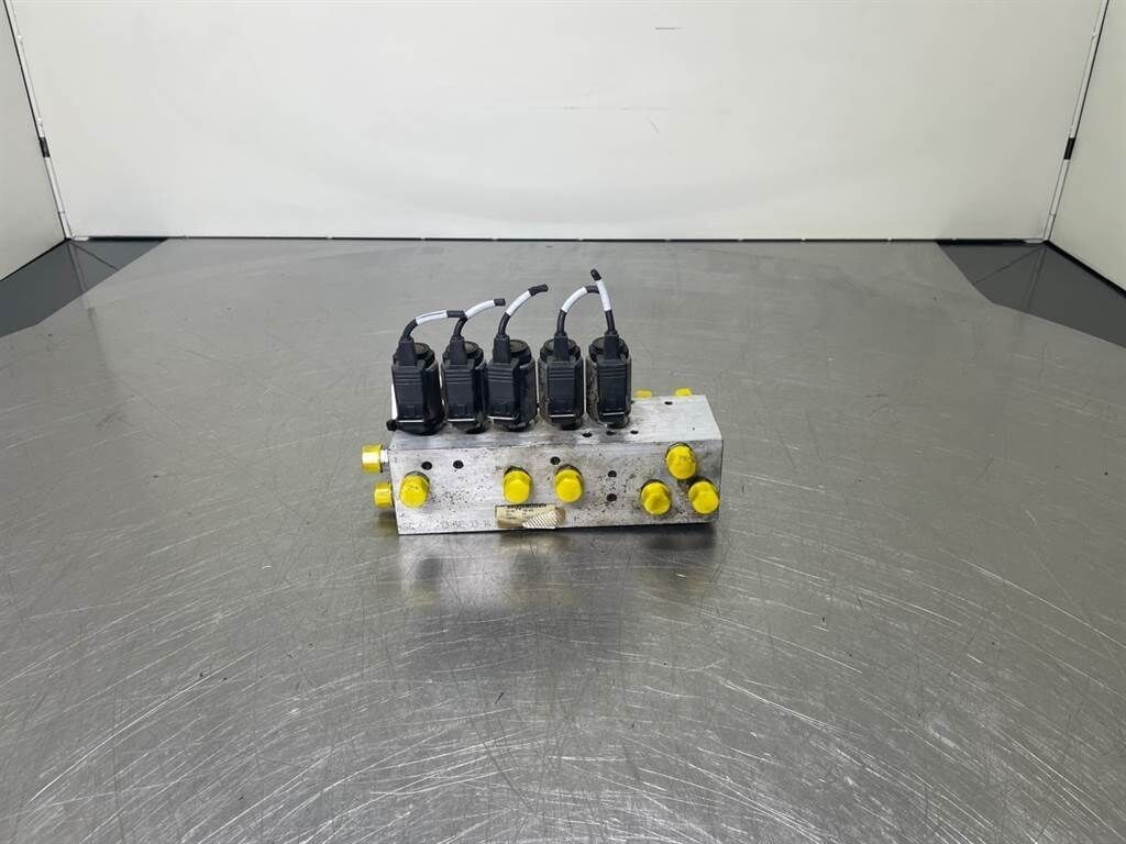 835E-190462-Valve/Ventile/Ventiel 1