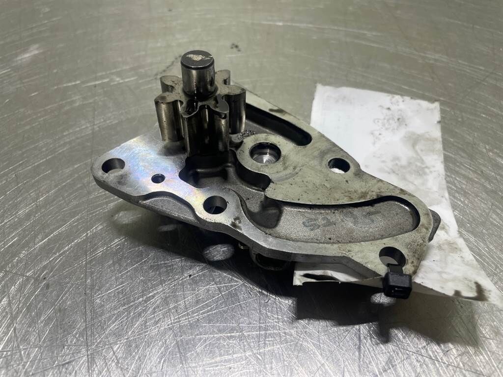 AS900-Cummins B3.3T-4982676-Oil pump/Ölpumpe 3