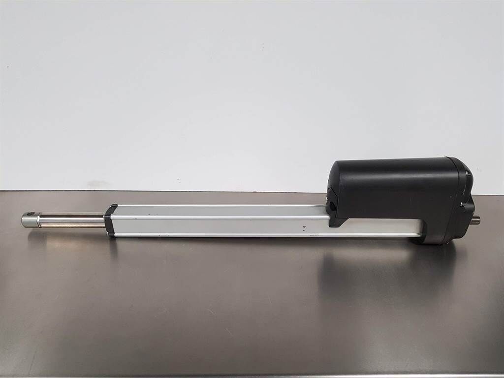 361C62+AD400220 - Lineaire actuatoren 1
