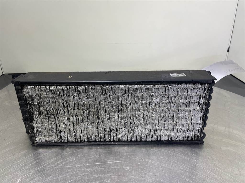 W110C-Denso 76082744-Airco condenser 1