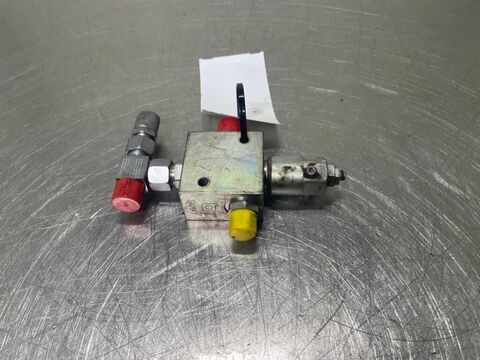 Sonstige A934C-10441579-Pressure relief valve/Ventile