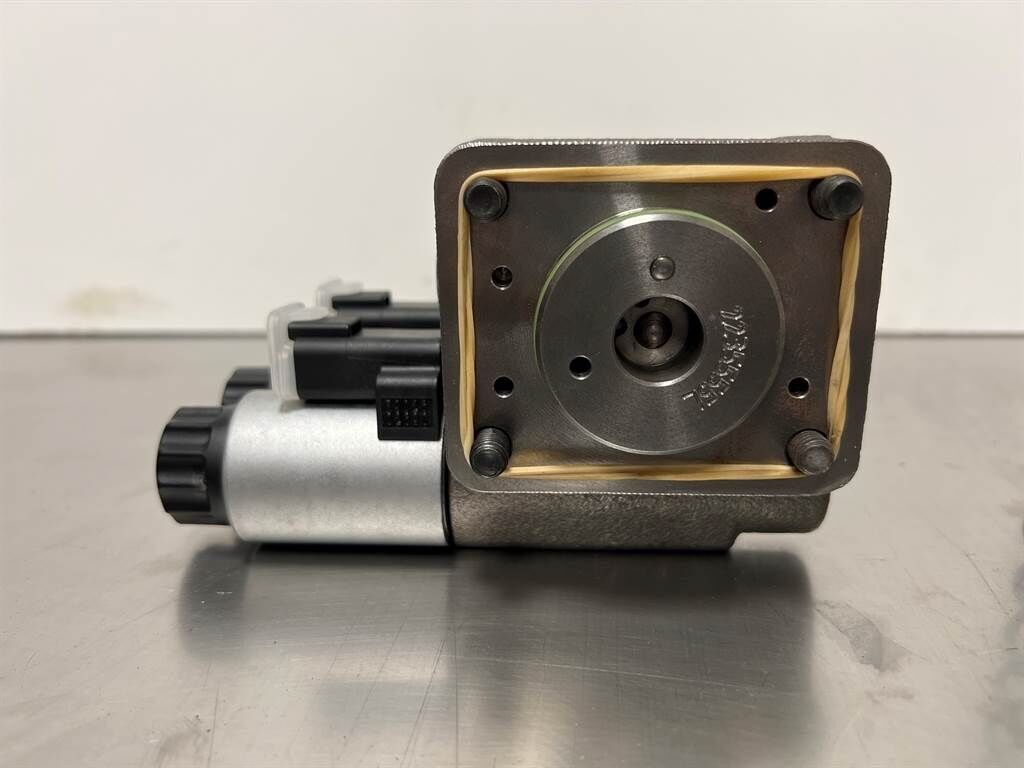 L514-5717303-Regulator/Regler/Regelaar 3