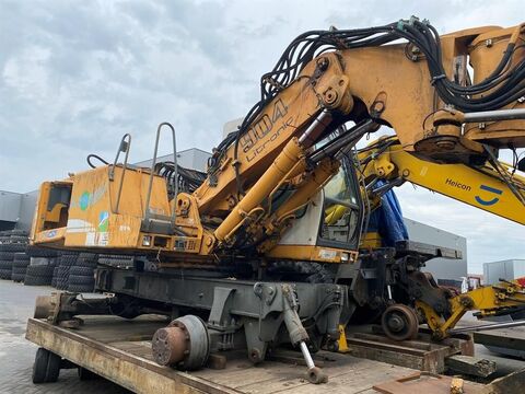 Liebherr A 904 (For parts)