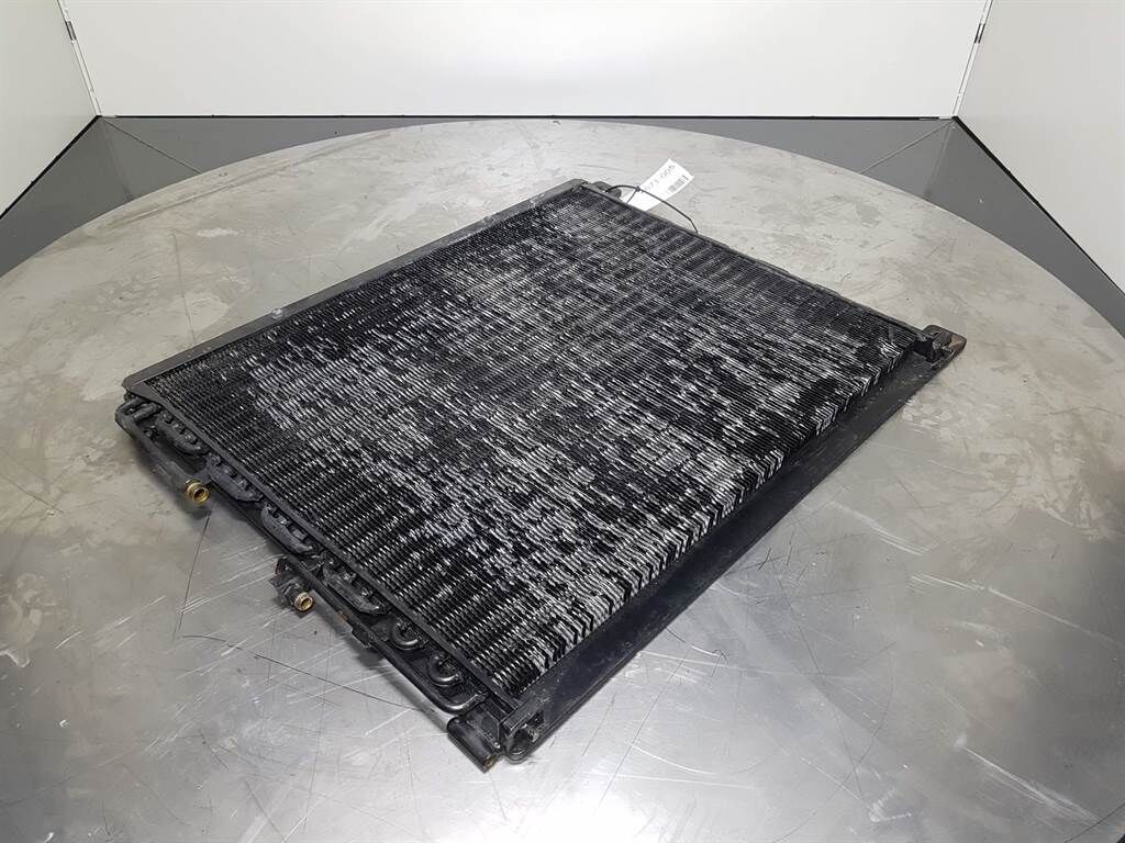 L 12 - Airco condenser/Klimakondensator 2