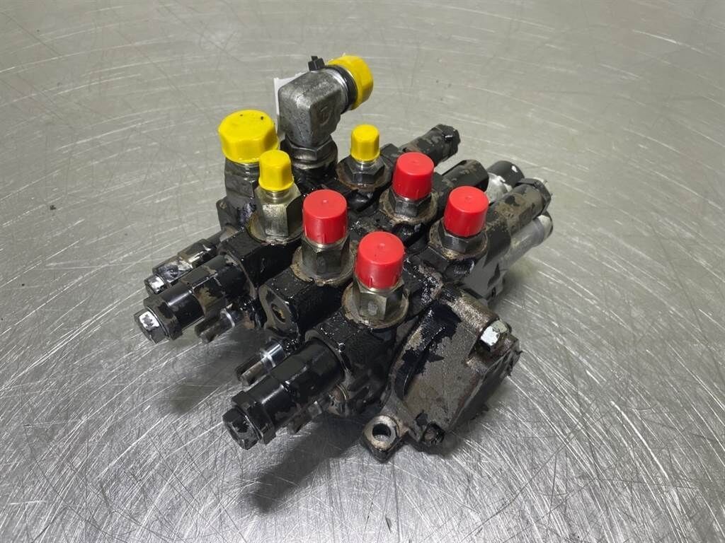 ZW95LSD-KYB 00030-30141-Valve/Ventile/Ventiel 2