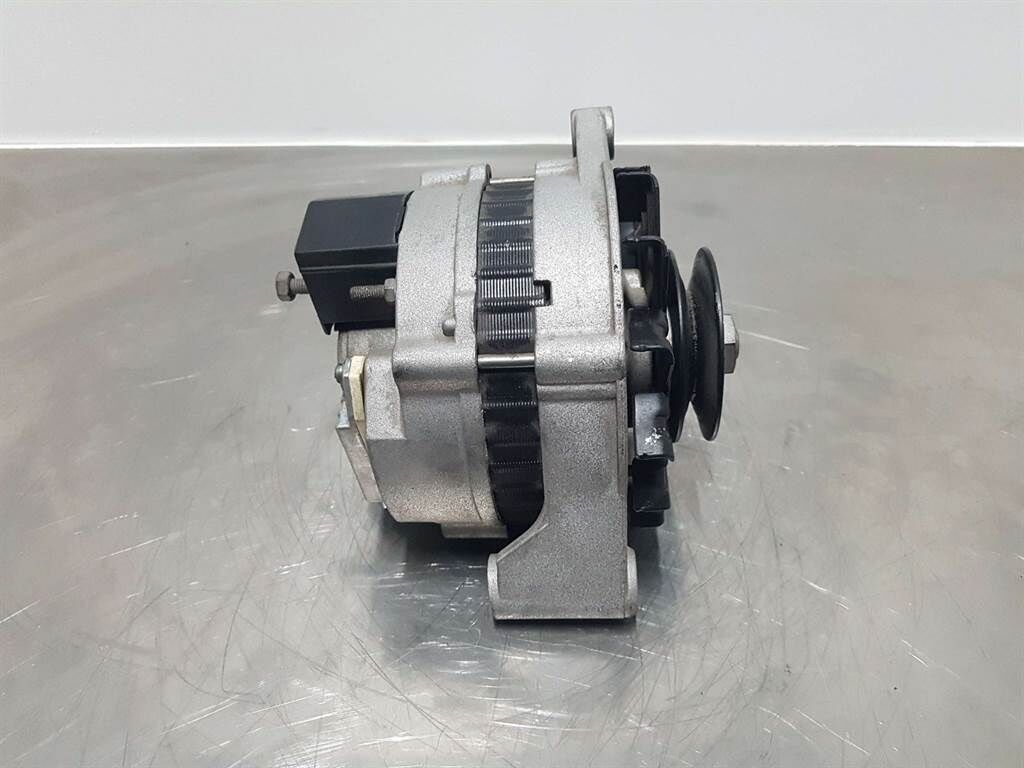 12V 55A-Alternator/Lichtmaschine/Dynamo 2