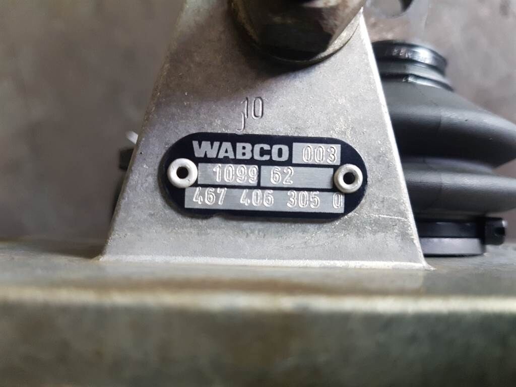AZ14-4195285A-Wabco 4674063050-Brake valve 2