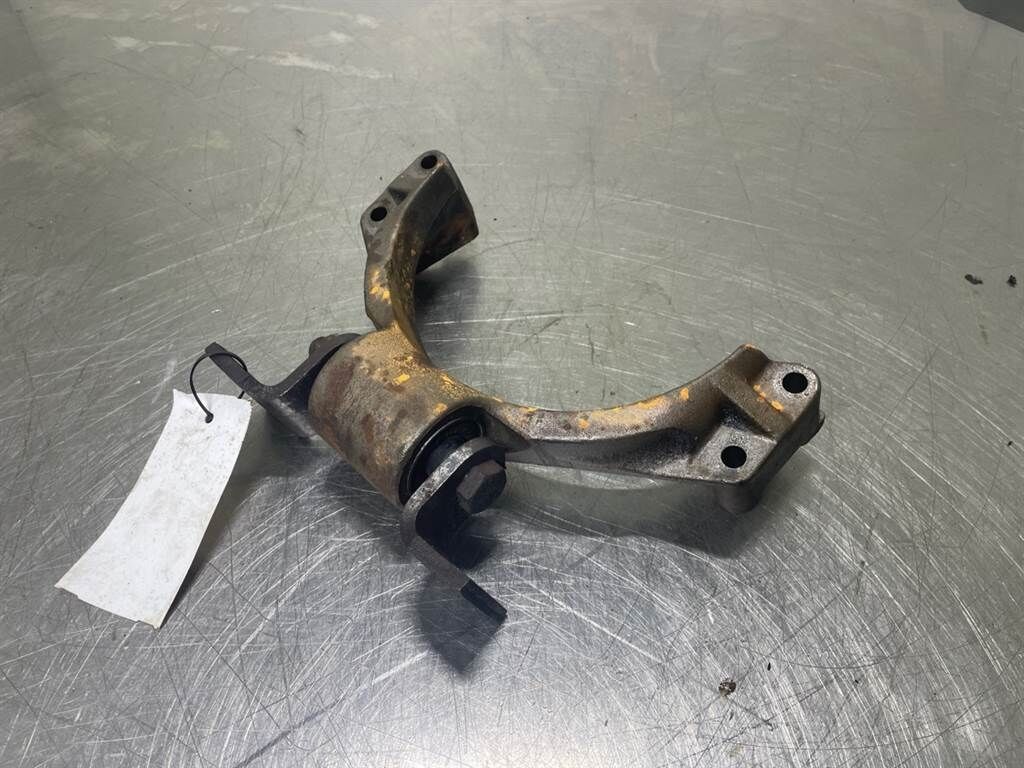 L25.5-Cummins 3918995-Front support 3
