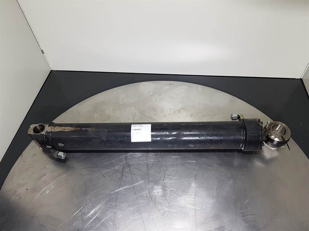 L12 - Lifting cylinder/Hubzylinder/Hefcilin 2