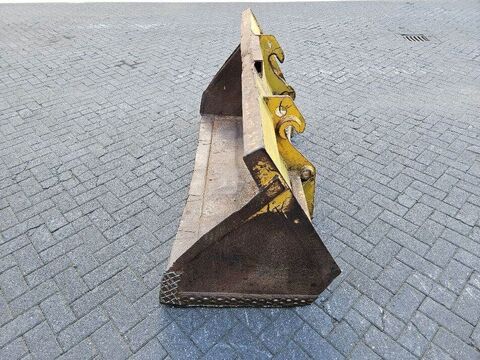 512SL - Bucket/Schaufel/Dichte bak 3