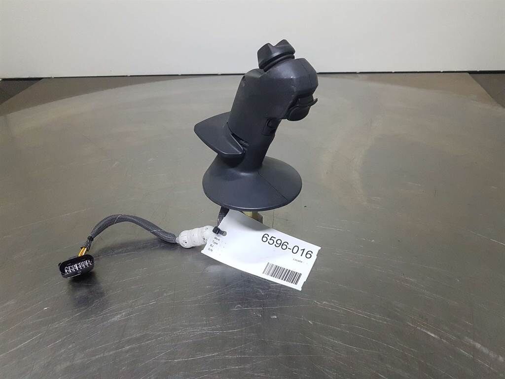 CW4318 - Joystick/Steuergriff/Bedieningshende 3